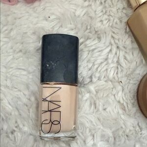 NARS Foundation Bottle — Light Beige Shade
